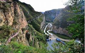 桑干河大峡谷像光洞景区AR智慧旅游