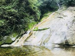 秦岭九龙潭