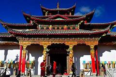 热拉雍仲林寺景区AR智慧旅游