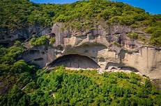 大别山石窟景区AR智慧旅游